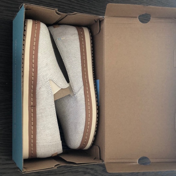 Toms Shoes - Toms shoes